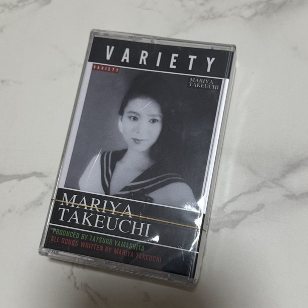 Kaset Baru Segel dengan Lagu-L - Books ulasan dan harga